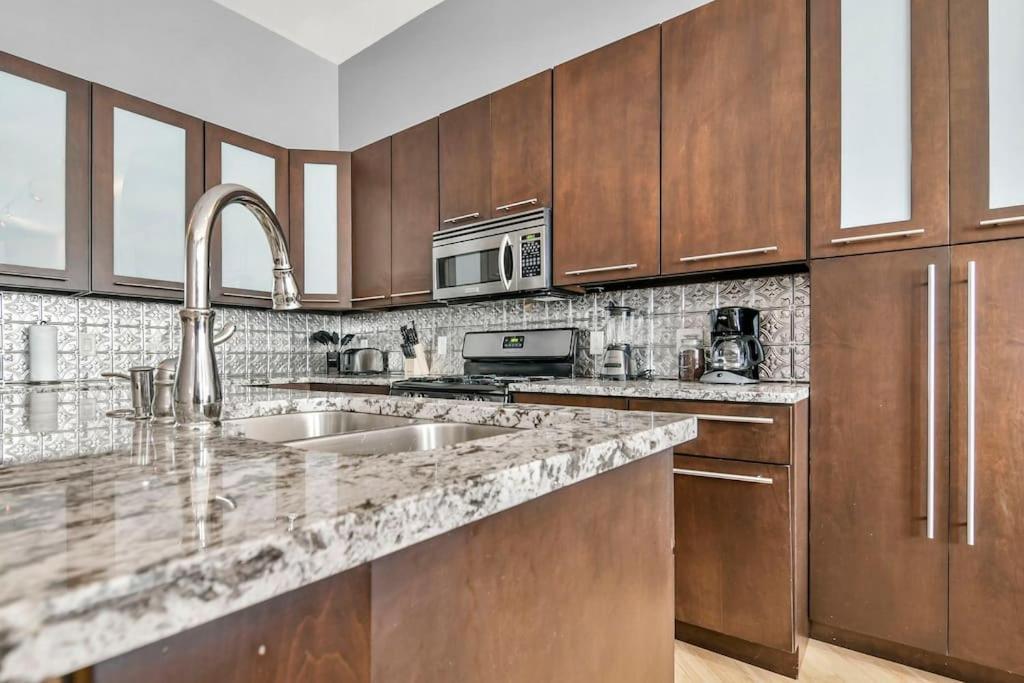 Lovely 2-Bedroom Unit In Springfriend Спрингфилд Экстерьер фото